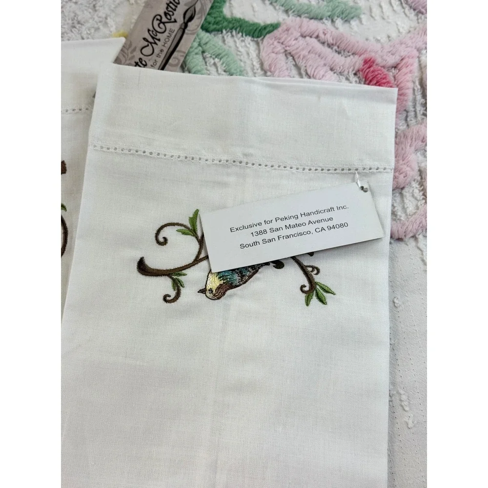 Kate McRostie Peking Handicraft Embroidered Bird Guest Towels Set of 4 White‎